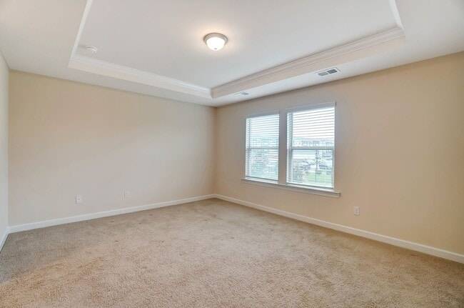 Building Photo - 3 Bedroom Townhome in Steele Creek!