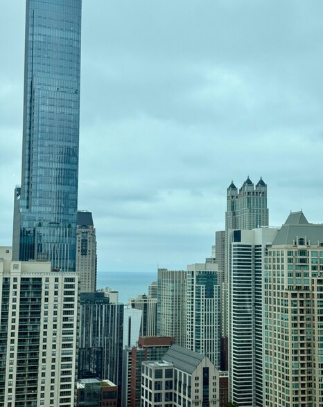 Building Photo - 33 W Ontario St