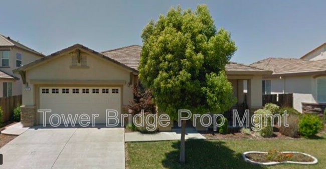 Primary Photo - 5715 La Venta Way