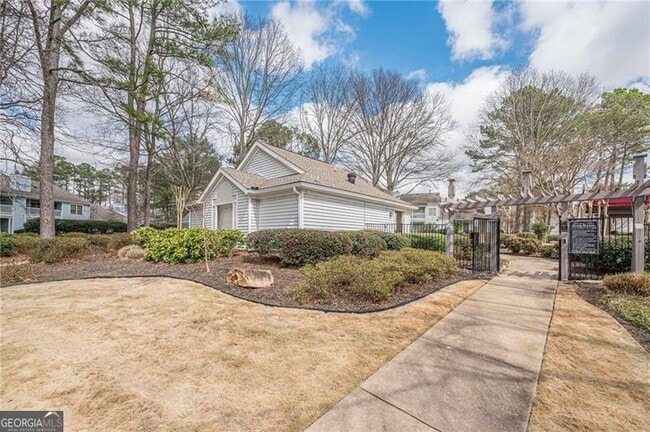 Building Photo - 6034 Coventry Cir