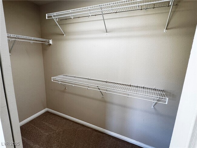 Building Photo - 5361 Candlespice Way