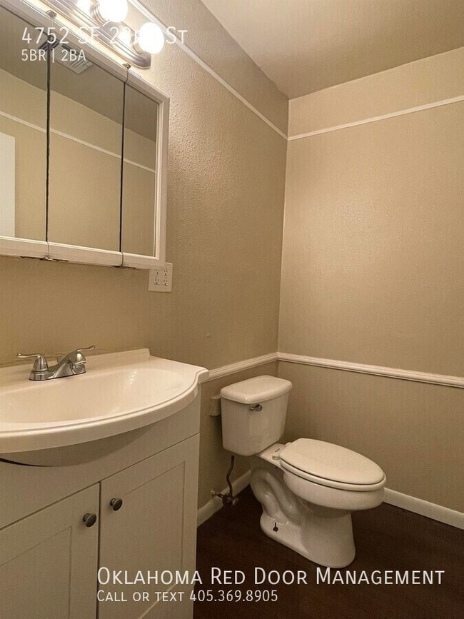 Building Photo - 4752 SE 23rd St