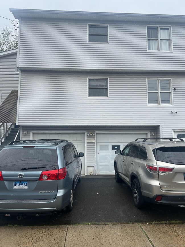 Primary Photo - 62 Woodland St