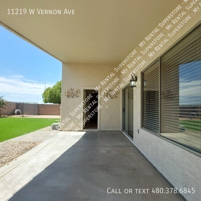 Building Photo - 11219 W Vernon Ave