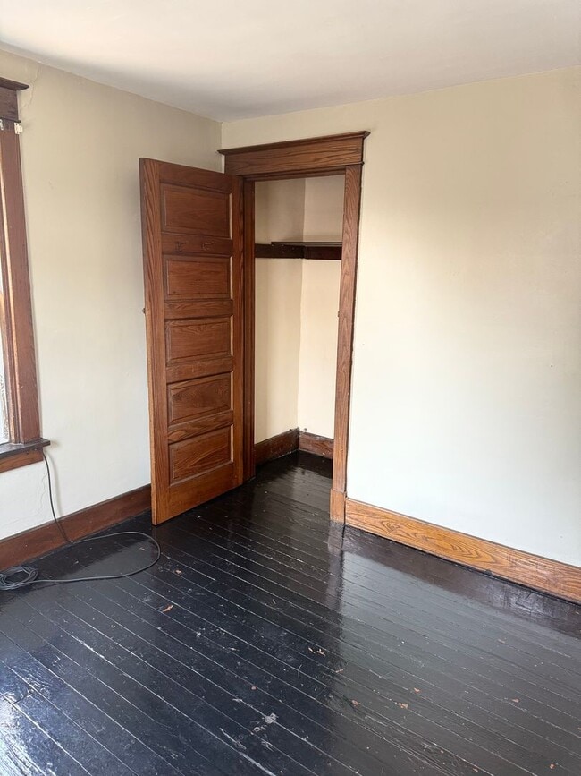 Building Photo - 3 Bedroom 1 Bath in Carlisle, PA!