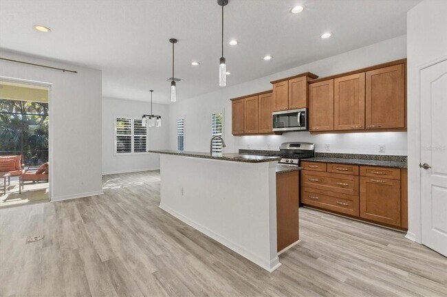 Building Photo - 4806 Lake Breeze Terrace