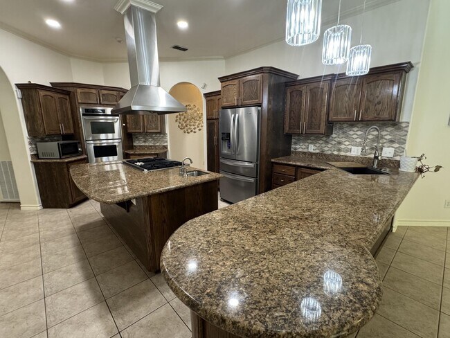 Building Photo - 102 Cardinal Ln