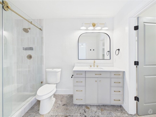 Building Photo - 9400 Longvale Dr