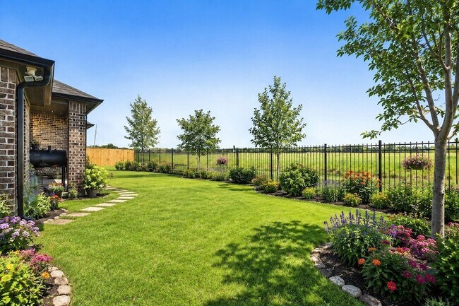 Building Photo - 9707 Highland Pointe Dr