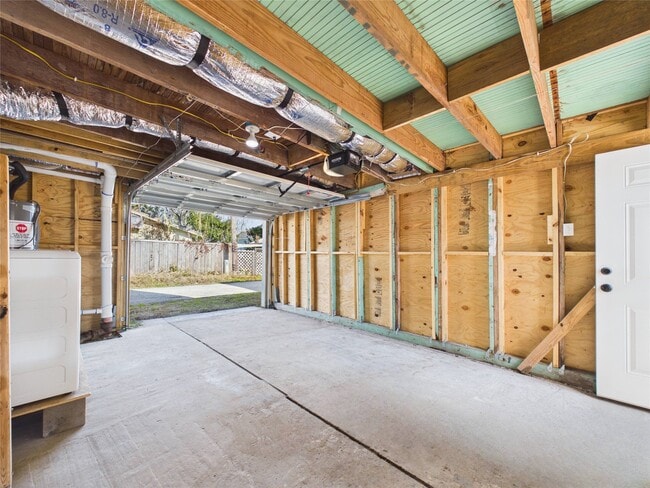 Building Photo - 3602 Avenue S 1/2