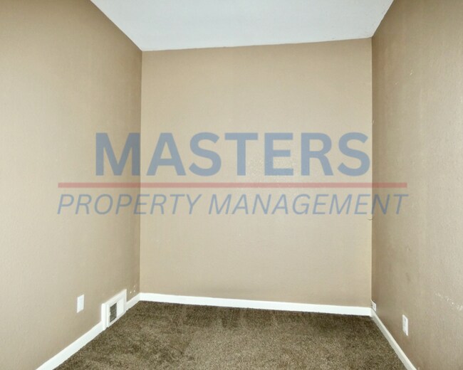 Building Photo - 2563 Foraker Ave