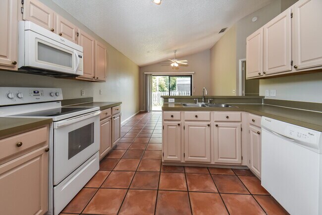 Building Photo - 11015 Felton Ct