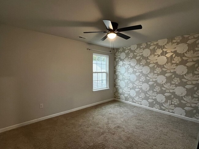 Building Photo - Beautiful Home in New Bern West