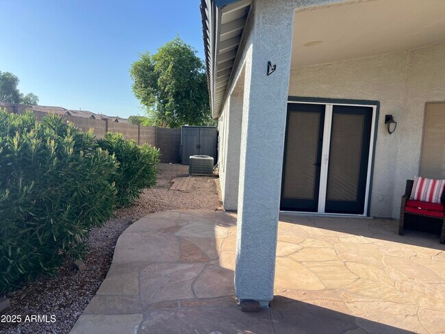 Building Photo - 35282 N Shorthorn Trail