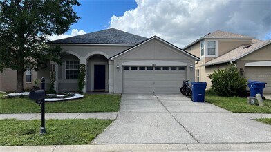 Building Photo - 3921 Stornoway Dr