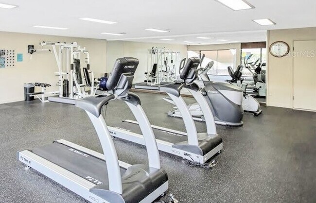 Building Photo - Beautiful 1/1 All Remodeled Condo for rent Close to Downtown Orlando.