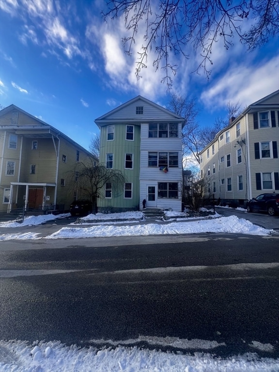 Building Photo - 13 Louise St