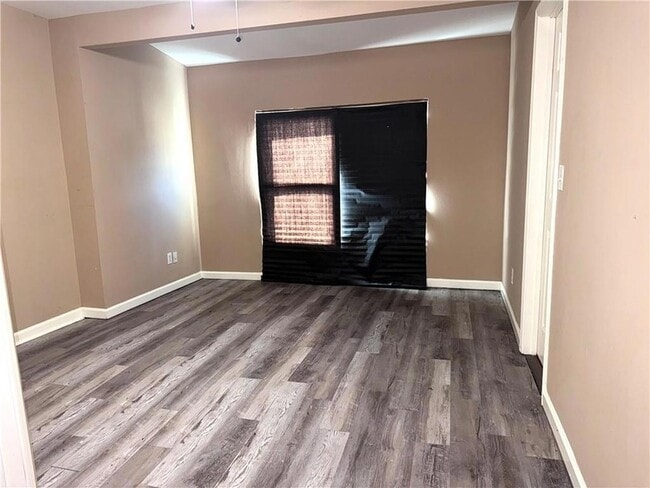 Building Photo - 7021 Yorktown Dr