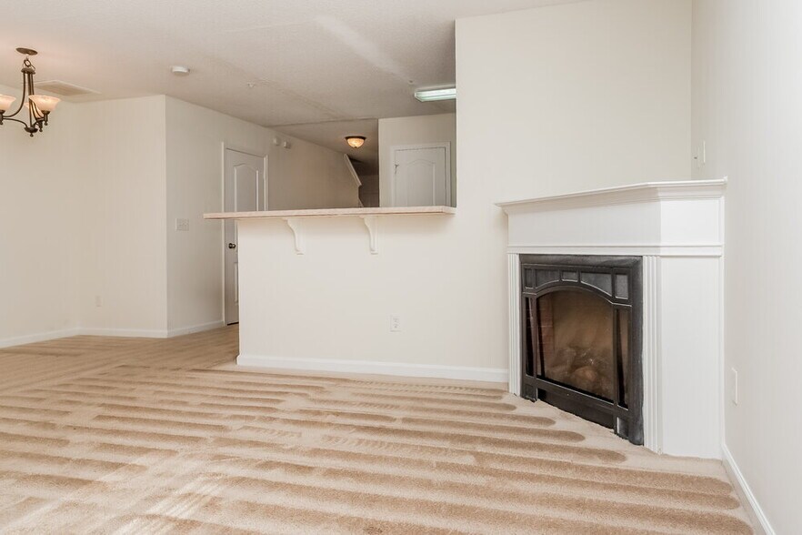 Building Photo - 1752 Old Dogwood