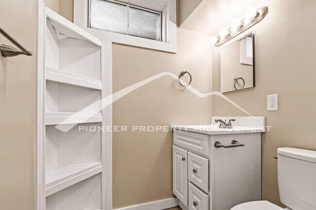 Building Photo - Updated Home With Central AC And Stainless...