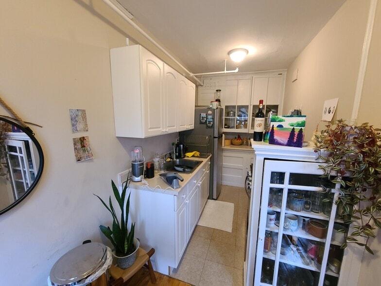 Building Photo - 1619 Commonwealth Ave