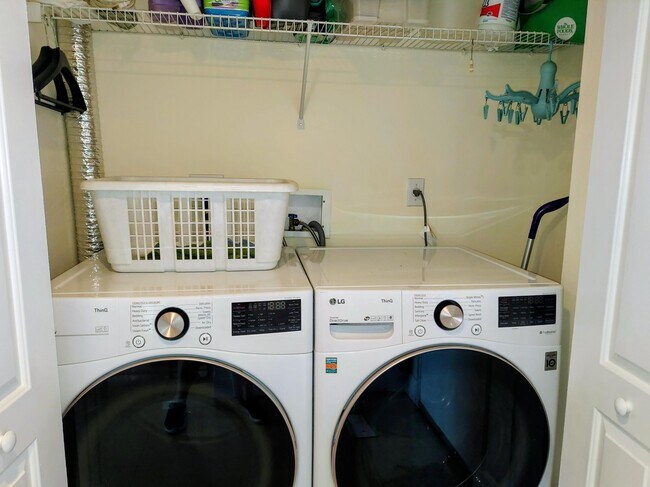 Building Photo - 100 N Federal Hwy