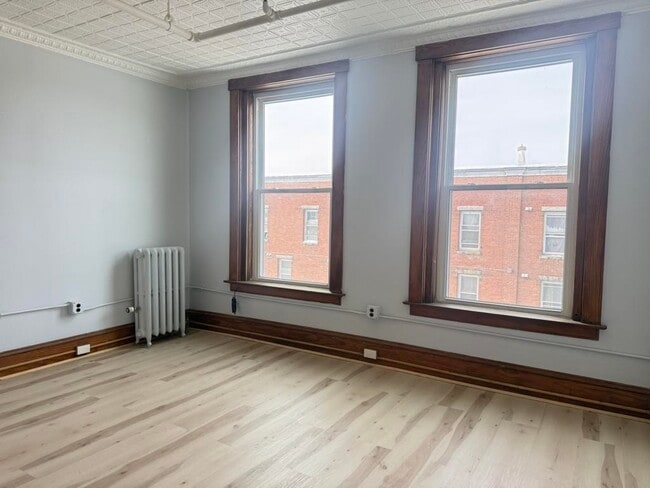 Building Photo - 41-43 Central St