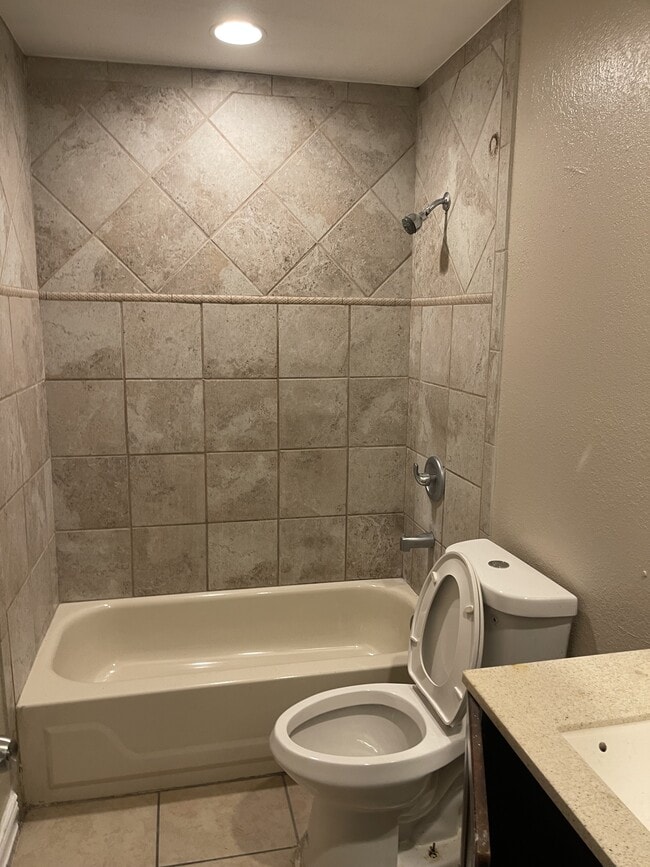 Building Photo - 4094 Dijon Dr