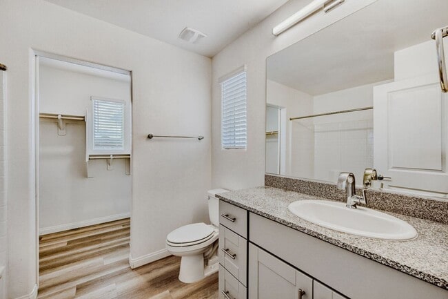 Building Photo - Stylish 3-Bed Modern Home Near St. Rose Pkwy + WiFi Included