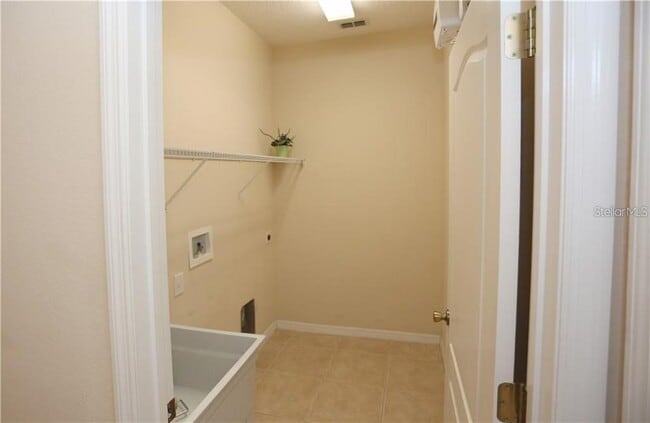Building Photo - 93 Lett Ln