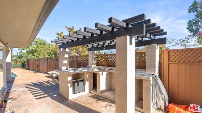 Building Photo - 3446 Alginet Dr