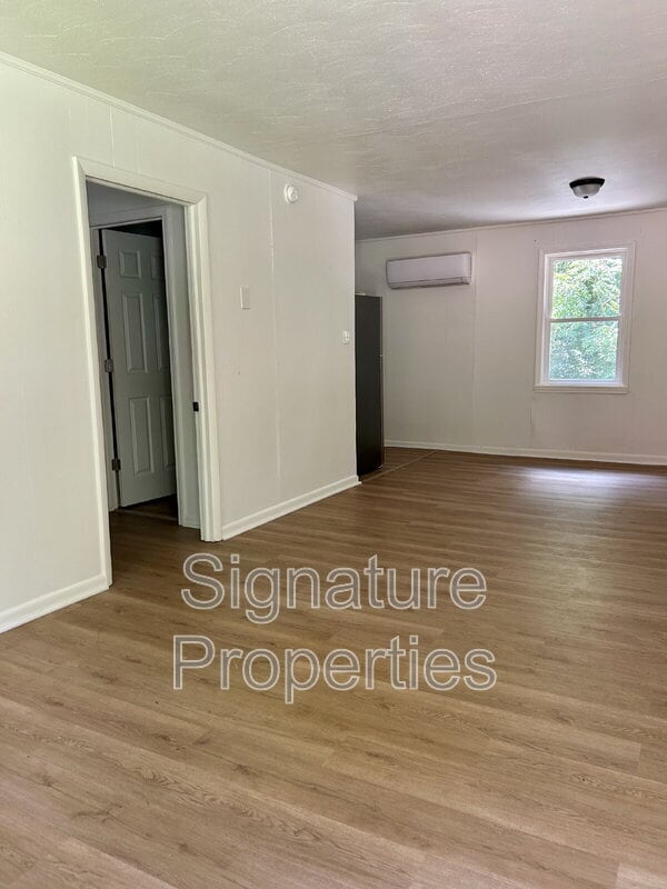 Building Photo - 45 Infinity Dr