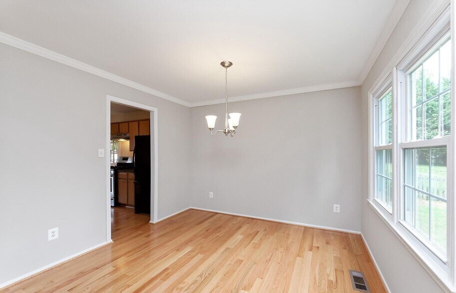 Building Photo - 5307 Greenough Pl