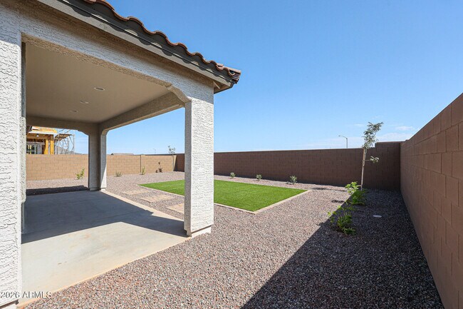 Building Photo - 7841 W Staghorn Rd