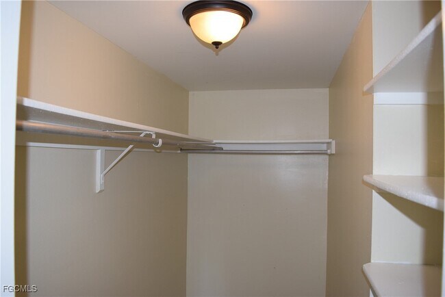 Building Photo - 4436 Orchid Blvd