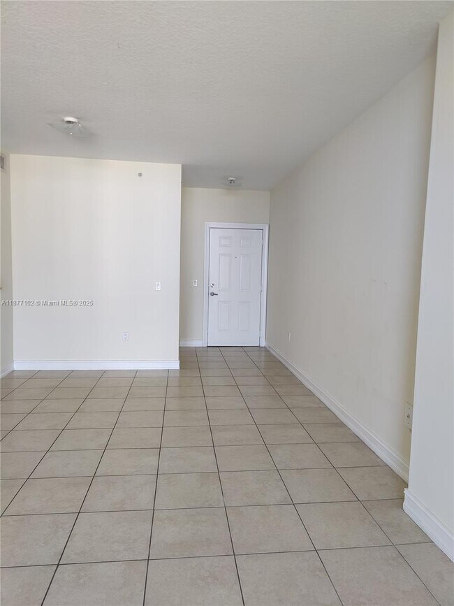 Building Photo - 117 NW 42nd Ave