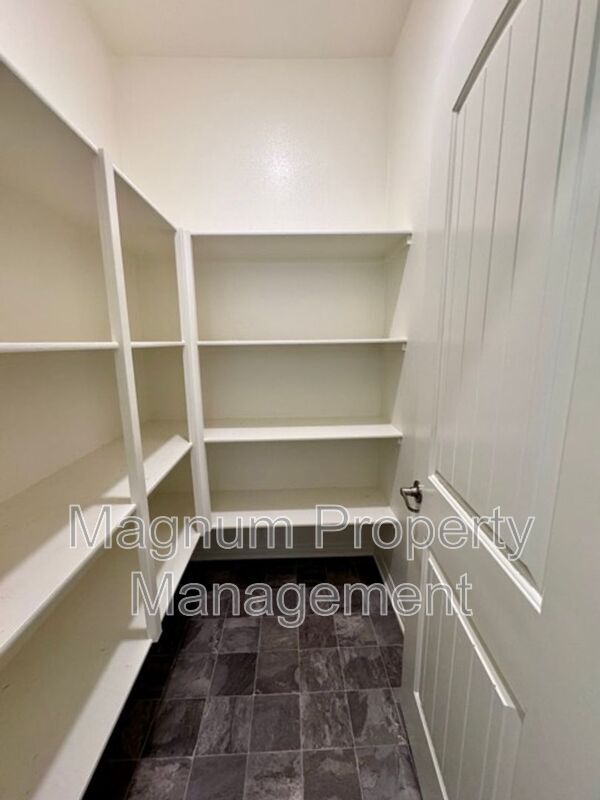 Building Photo - 29357 Caravel Dr