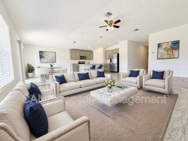 Building Photo - 1100 Sand Trap Ct