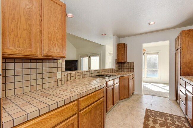 Building Photo - 3924 S St