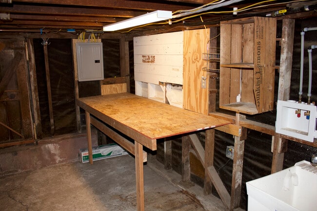 Building Photo - 119 Jewell Ct