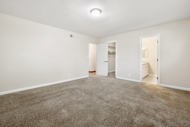 Building Photo - 3752 Alta Loma Dr