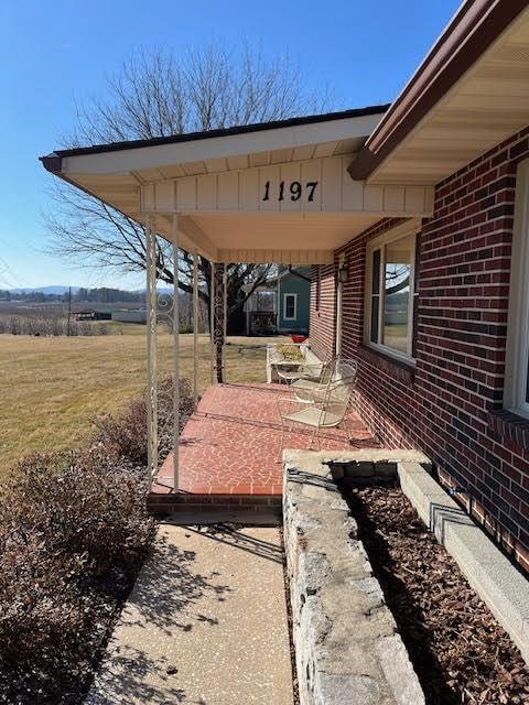 Building Photo - 1197 E Tracy Grove Rd