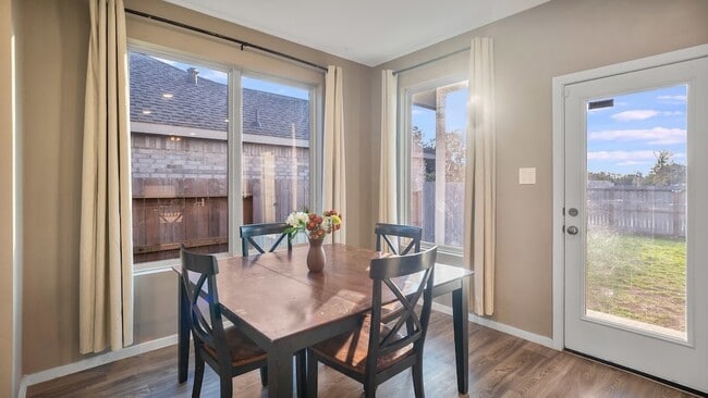 Building Photo - 22664 Hackberry Leaf Dr