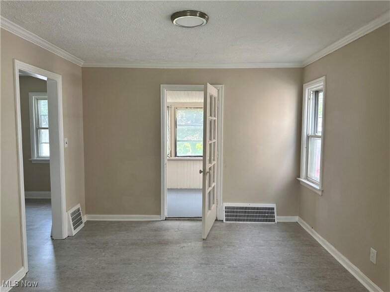 Building Photo - 3759 Northampton Rd