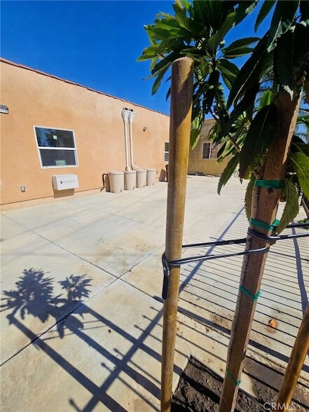Building Photo - 6008 Kansas Ave