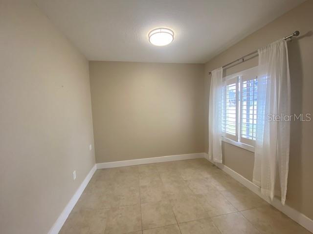 Building Photo - 5903 Tidewood Ave