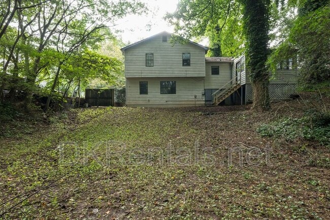 Building Photo - 3038 Courtney Dr