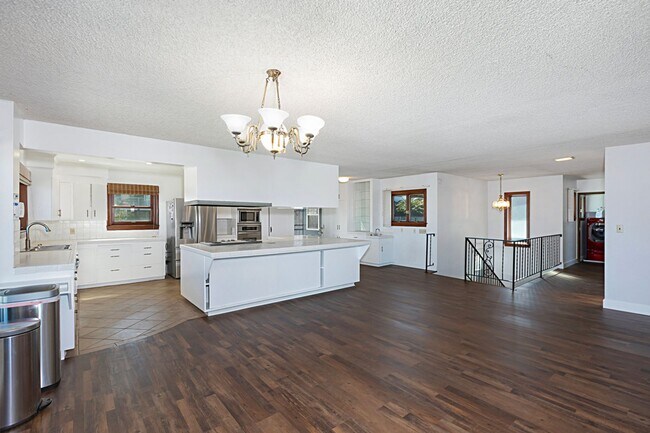 Building Photo - Timeless 4BR/2BA Corner-Lot Home, Perched on the Hills of Ocean Beach. Sweeping Ocean Views