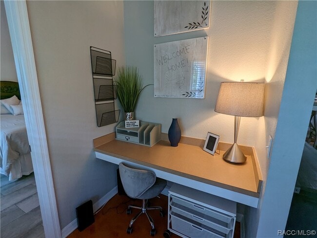 Building Photo - 9116 SW 51st Rd