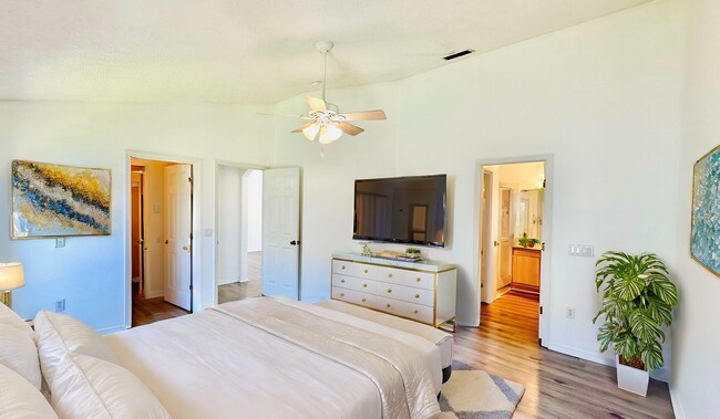 Building Photo - Relax & recharge in this Charming 3Bedroom...